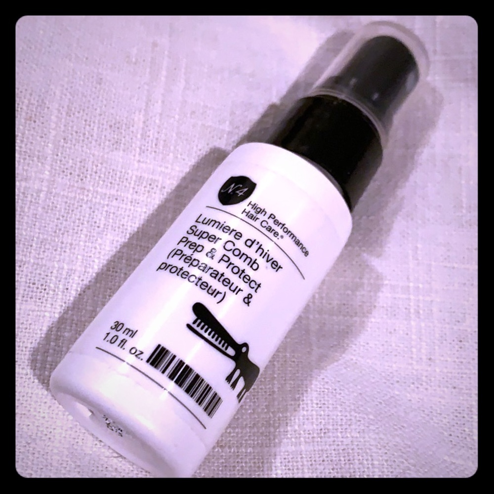 NEW No.4 Lumiere d’hiver Super Comb Prep & Protect